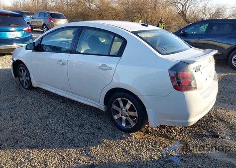 2012 Nissan Sentra 2.0 Sr z USA, uszkodzony, nr VIN 3N1AB6AP7CL752463